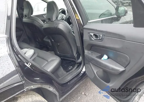 2021 Volvo Xc60 T5 Momentum из США, поврежденный, VIN YV4102RK0M1675302